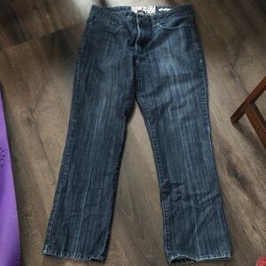 Kenneth Cole Reaction Dark Wash Relaxed Jeans Like New Condition 30W x 30L